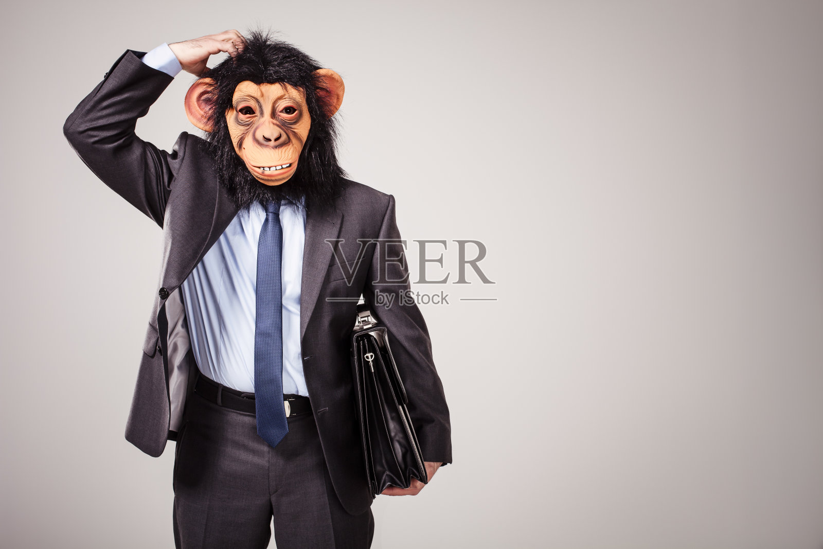 猩猩人-商业服装幽默老板照片摄影图片