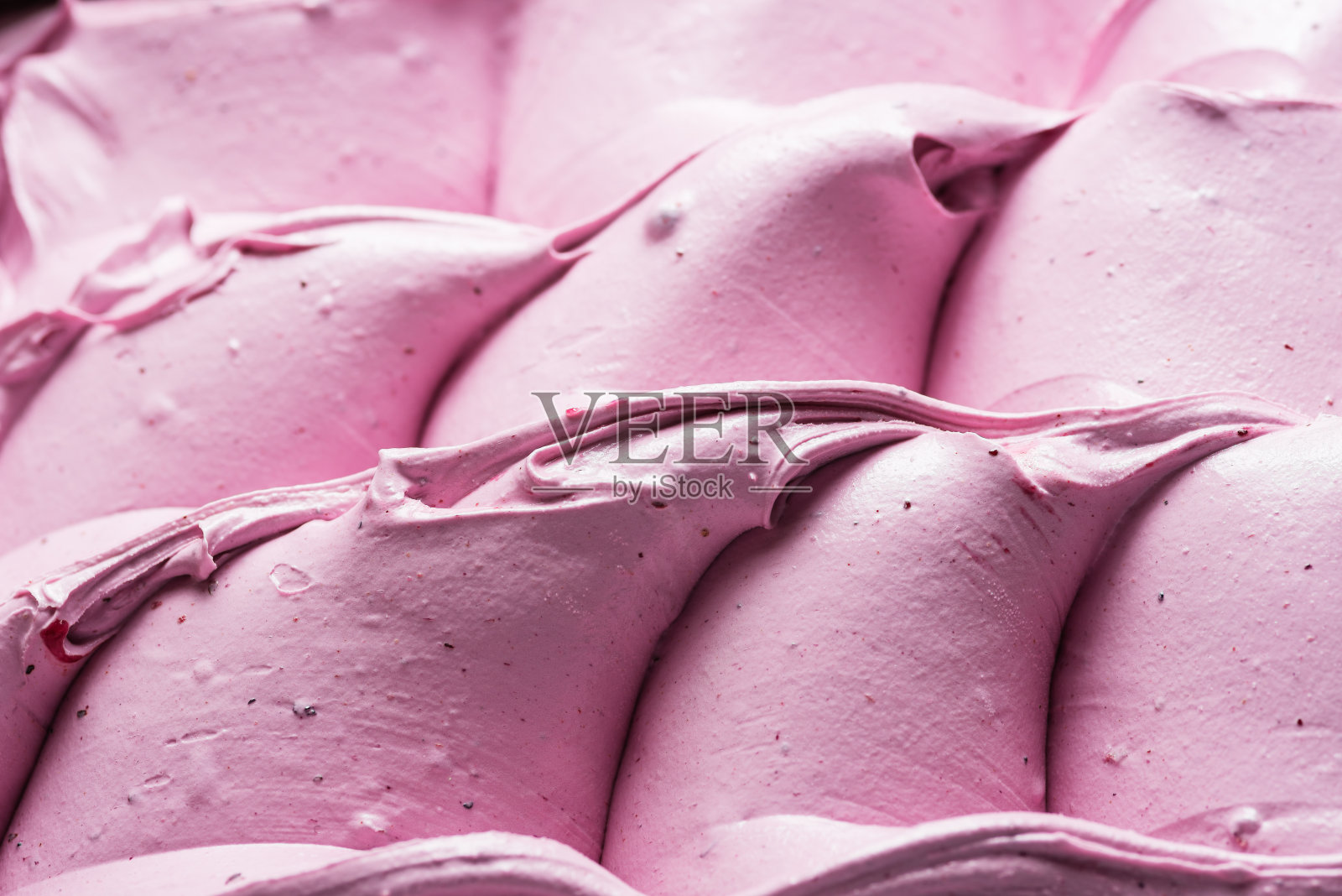 意式冰淇淋——蓝莓冰淇淋的细节。照片摄影图片