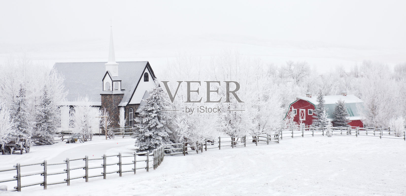 冬天的小乡村教堂照片摄影图片