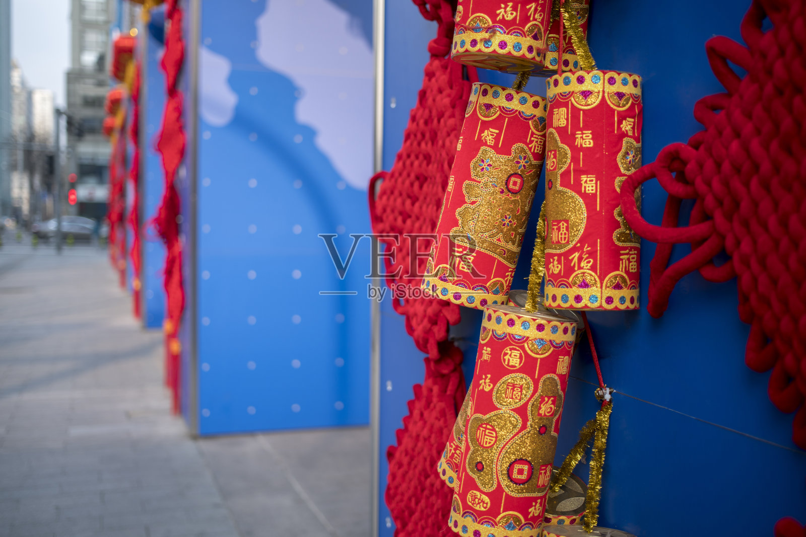 中国春节的纸烟花装饰照片摄影图片