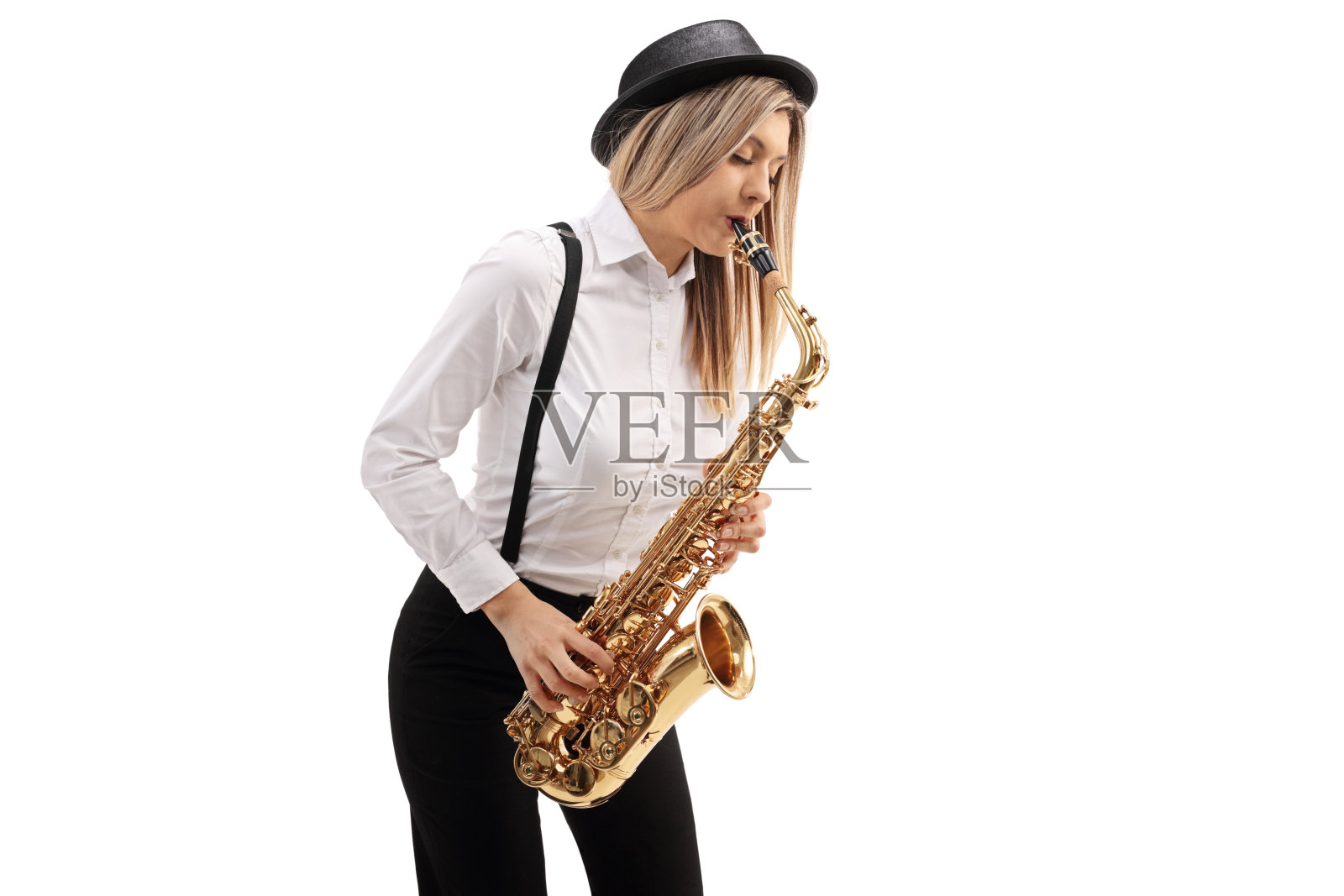 弹奏萨克斯管的女爵士音乐家照片摄影图片