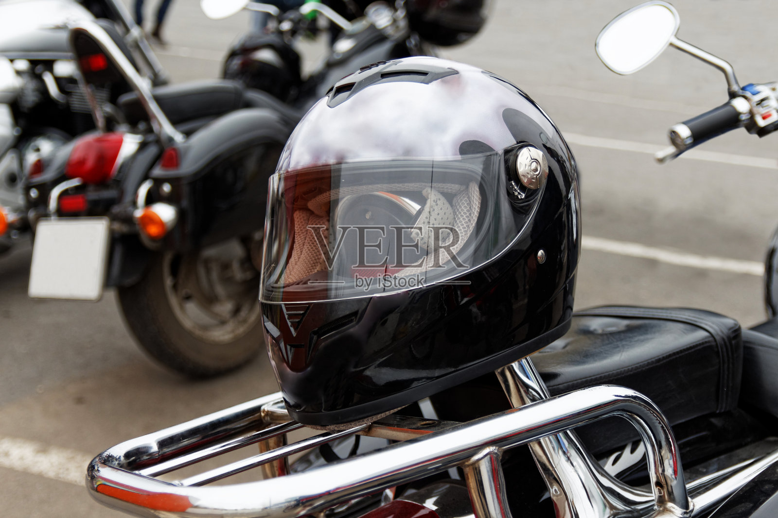 摩托车摩托车头盔照片摄影图片