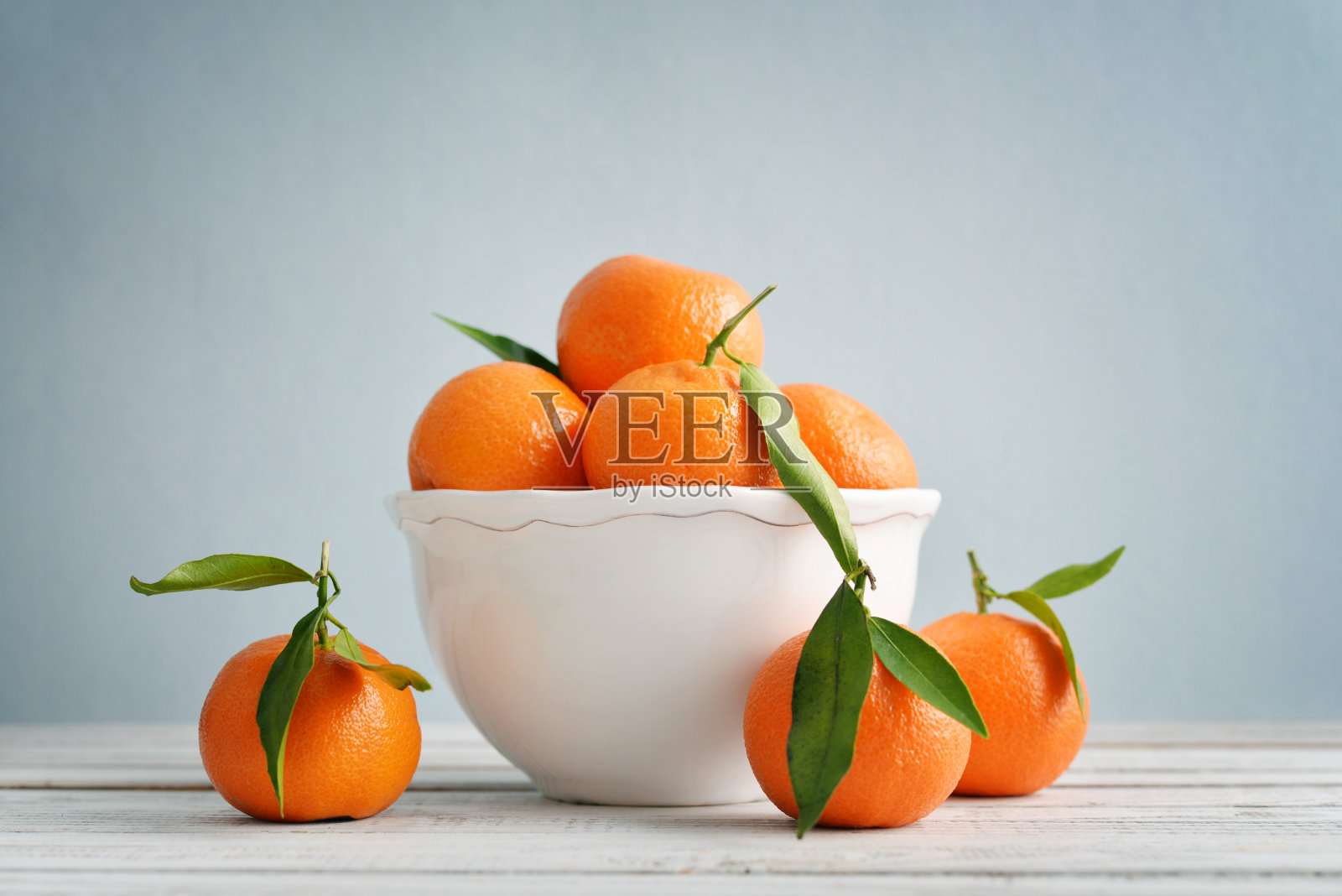 橘子用树叶照片摄影图片