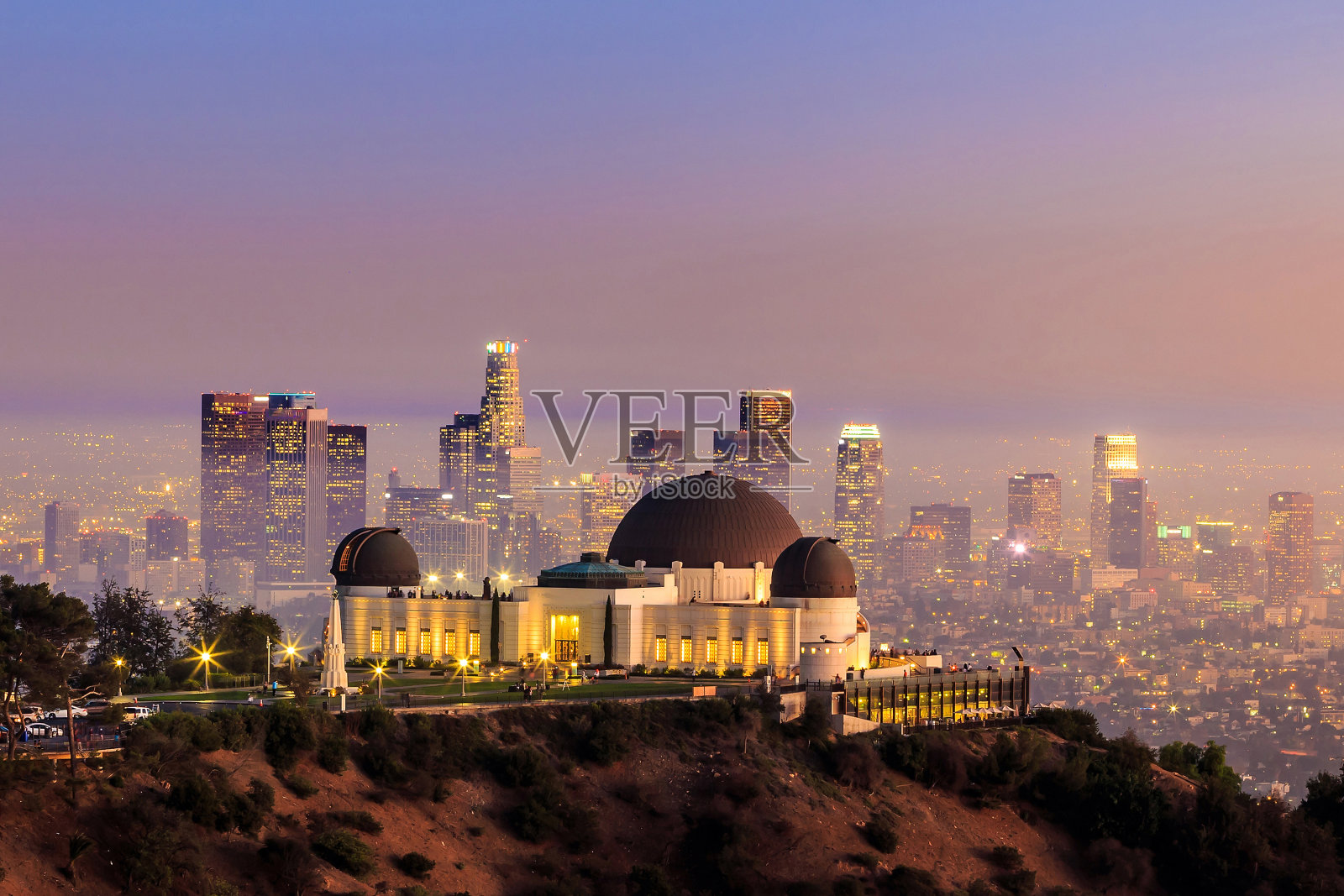 格里菲斯天文台和洛杉矶城市天际线照片摄影图片