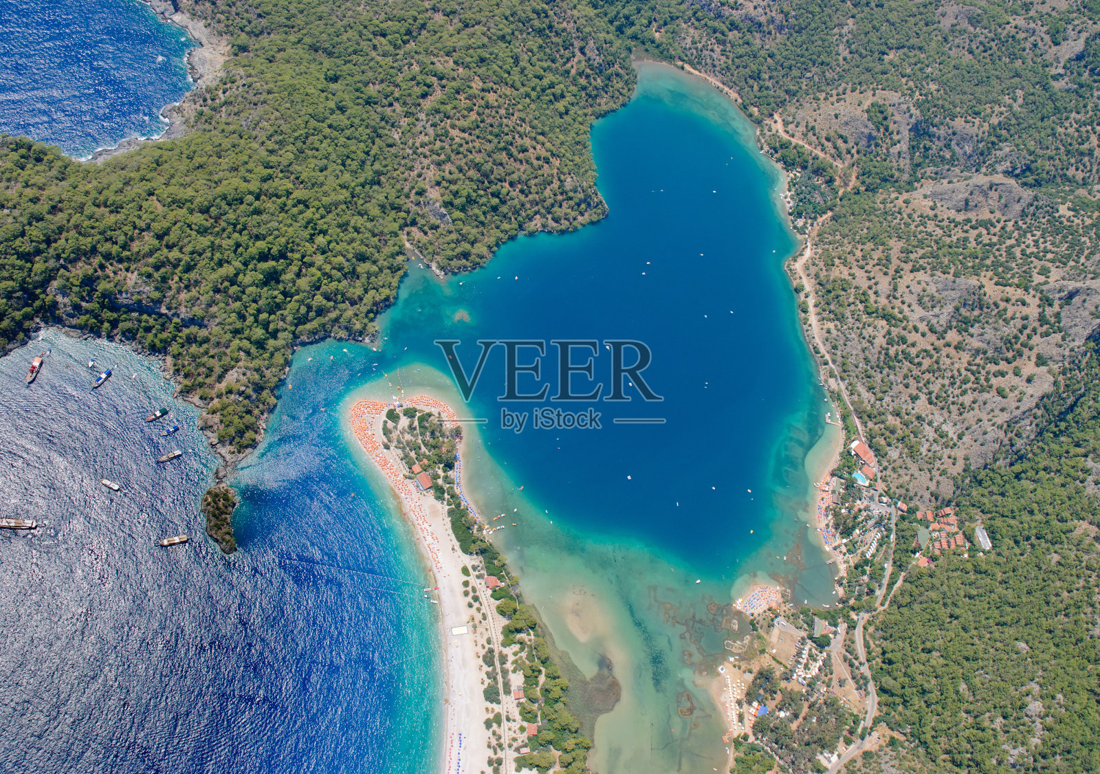 土耳其，Fethiye, Oludeniz的航拍照片照片摄影图片