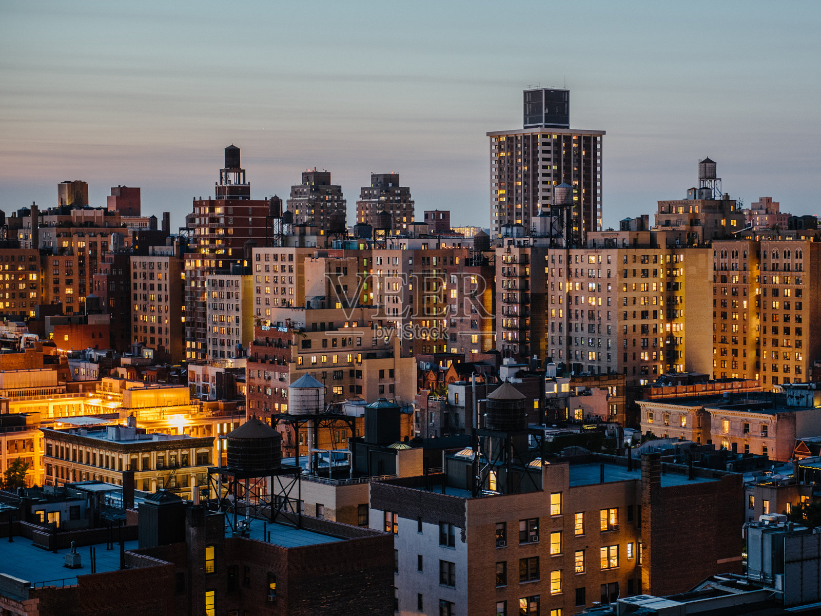 曼哈顿屋顶上的日落照片摄影图片