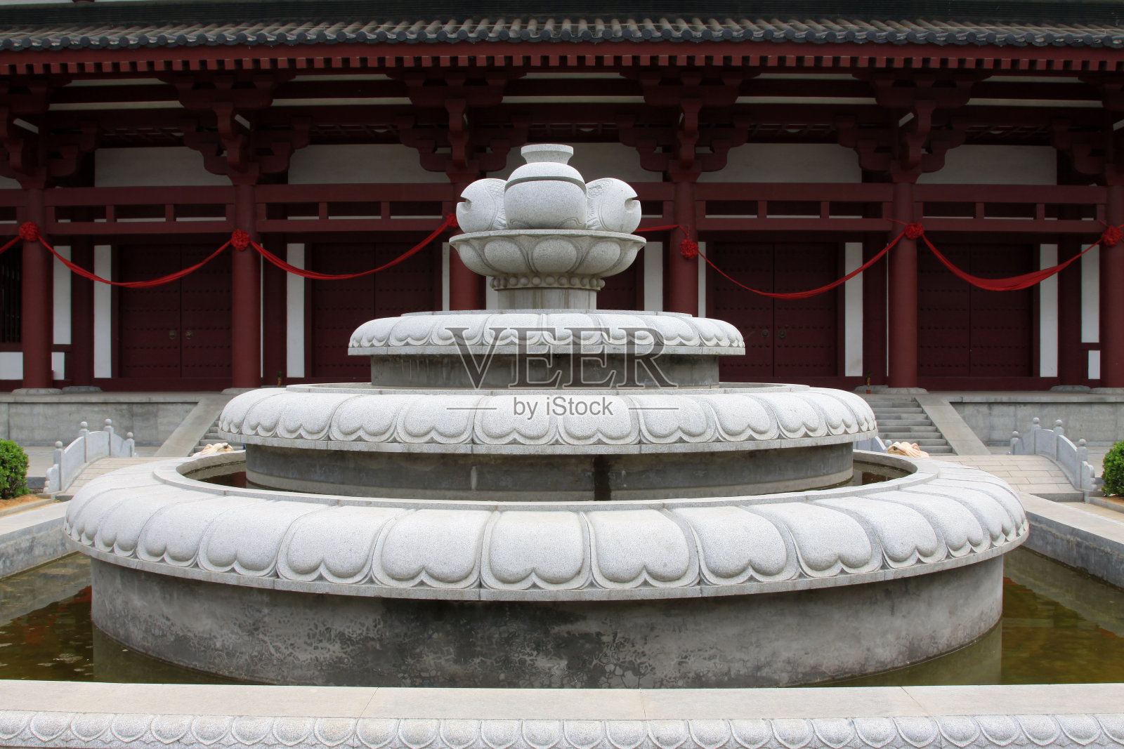 2014年5月10日，中国河北省唐山市兴国寺石雕照片摄影图片