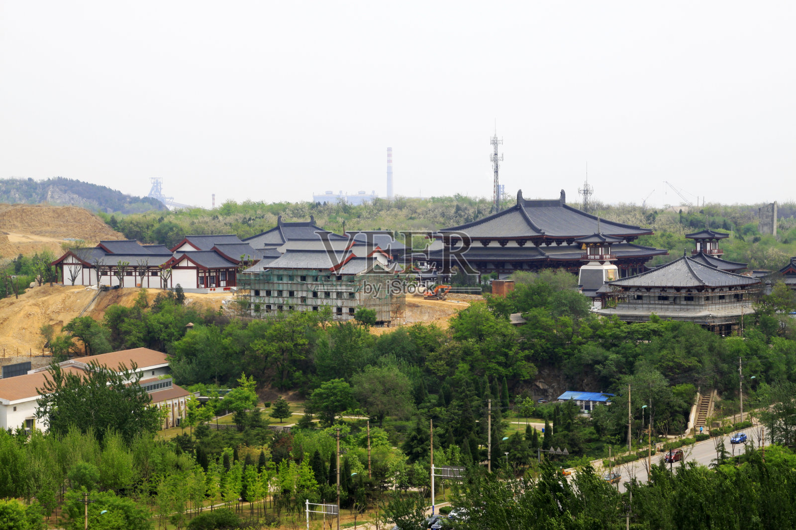 中国河北省唐山市的城市建设风景。照片摄影图片