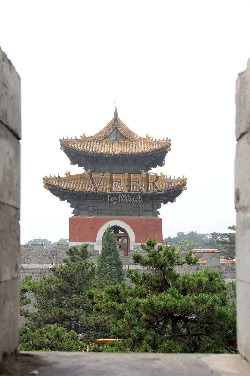 2012年5月13日，中国河北省遵化市，清代东王陵宫殿建筑景观照片摄影图片