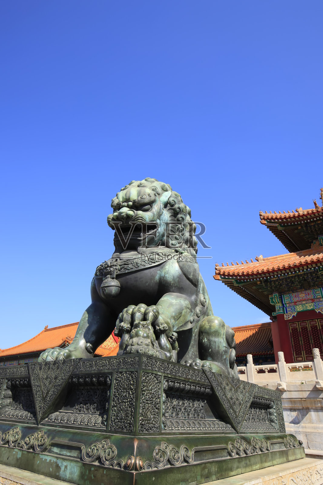 北京故宫的铜狮照片摄影图片