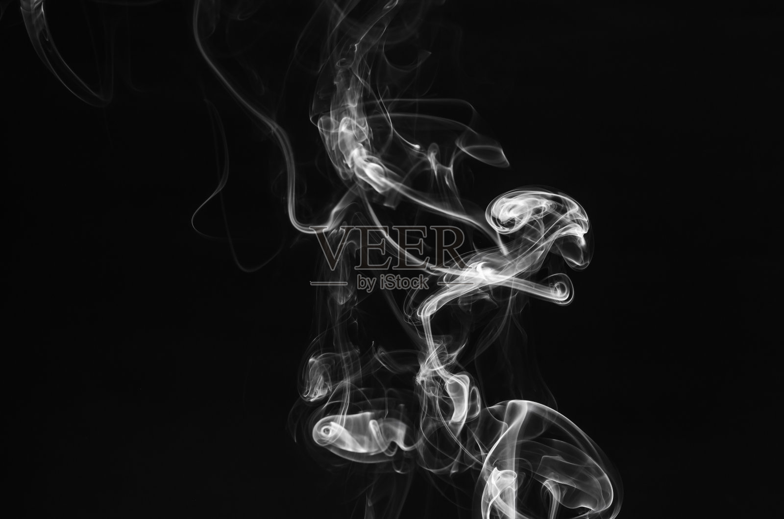 白色烟雾抽象背景。照片摄影图片