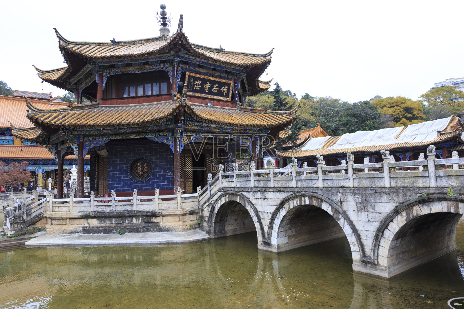 中国昆明的圆通寺照片摄影图片