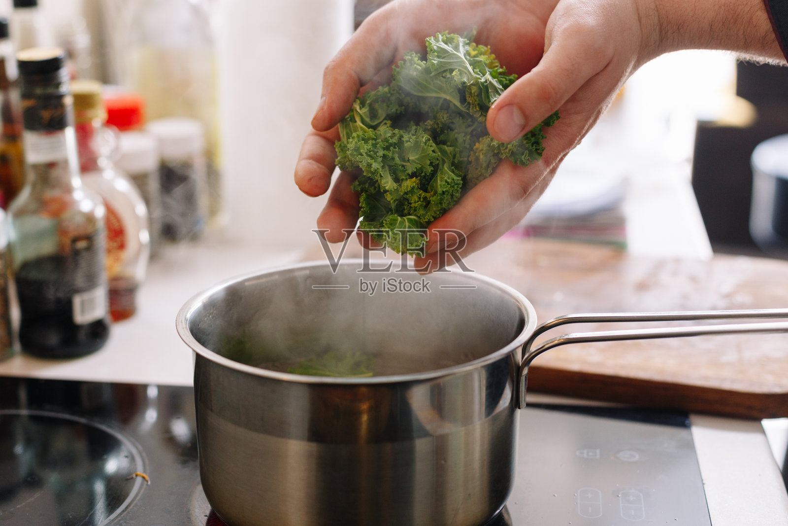 卷心菜烹饪过程照片摄影图片