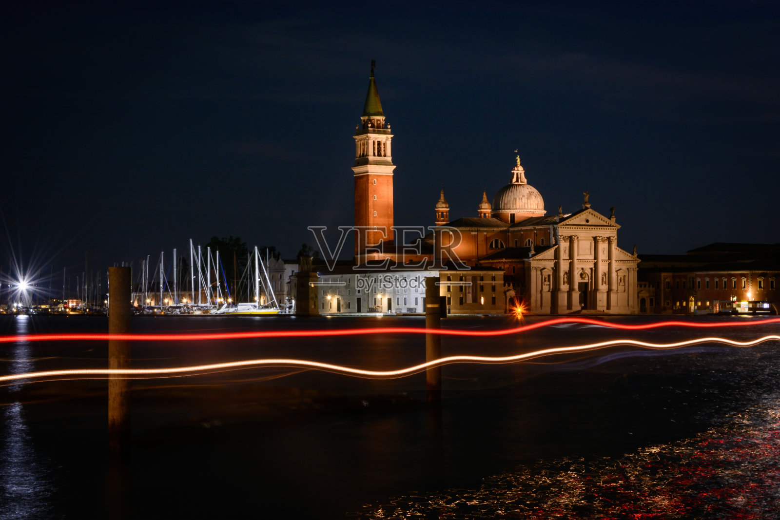 威尼斯运河夜景照片摄影图片