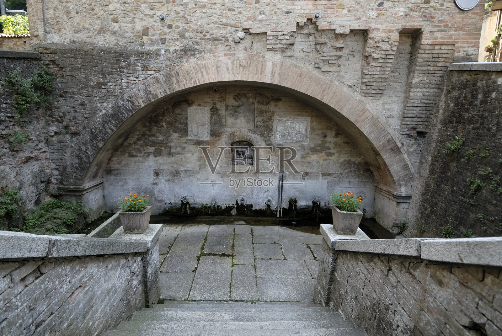 Castel Arquato的细节照片摄影图片