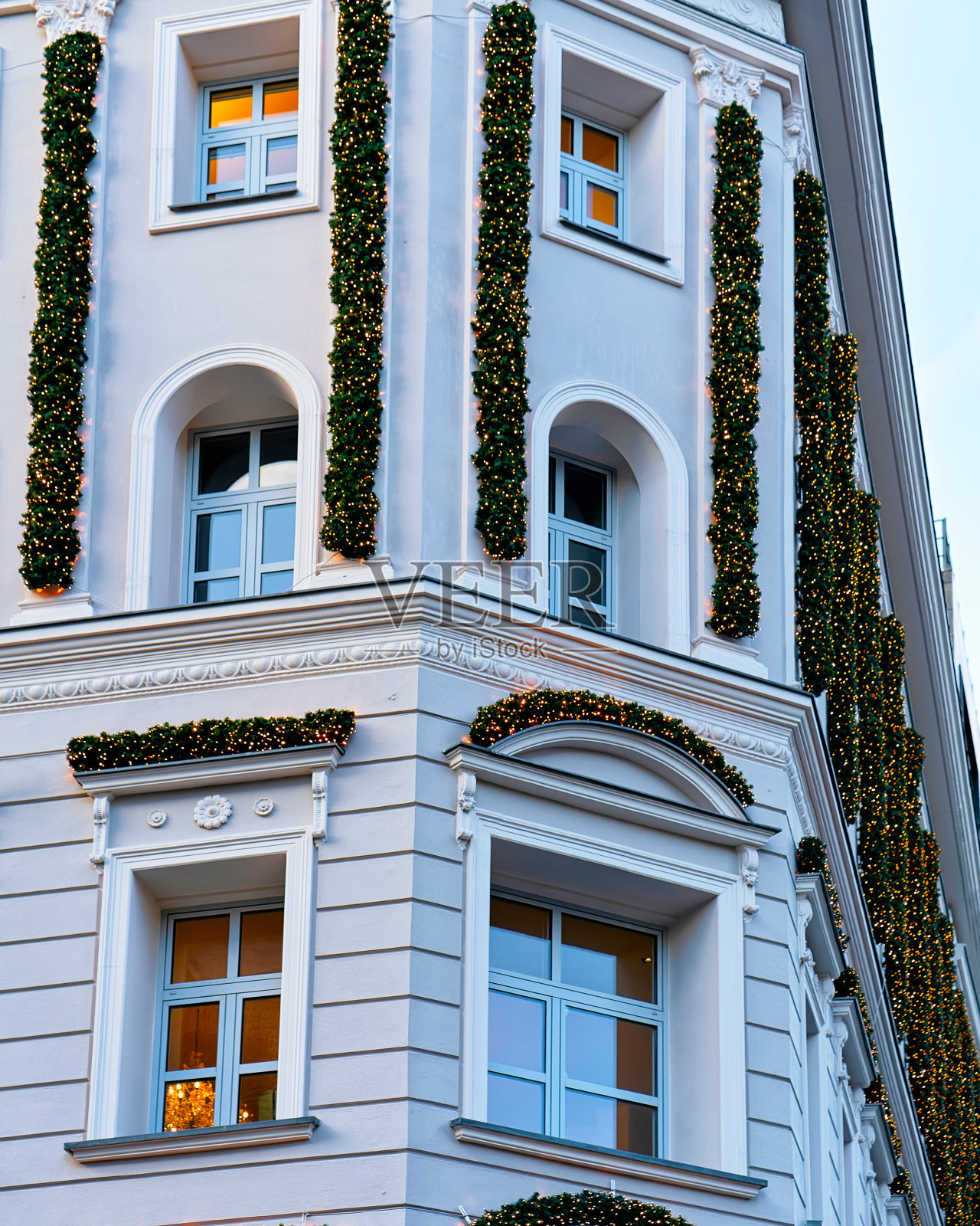 现代公寓建筑片段装饰圣诞节在柏林反射照片摄影图片
