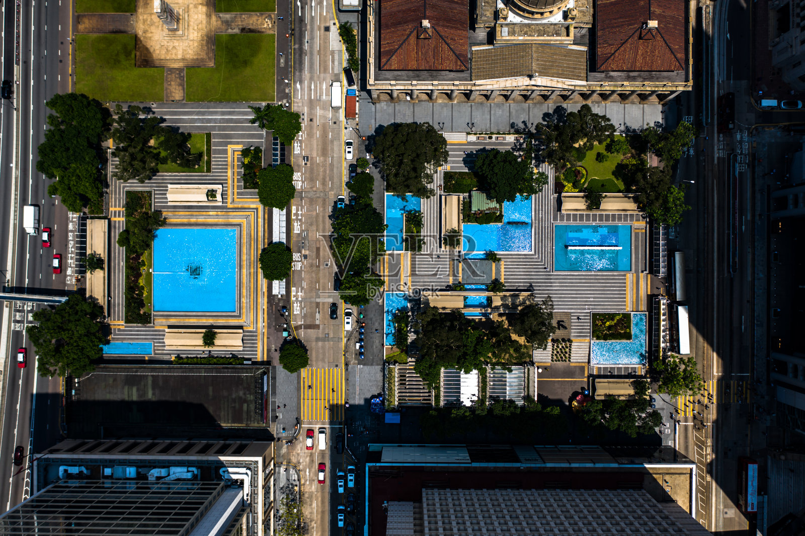 香港市区鸟瞰图。Asi智慧城市的金融区和商业中心照片摄影图片
