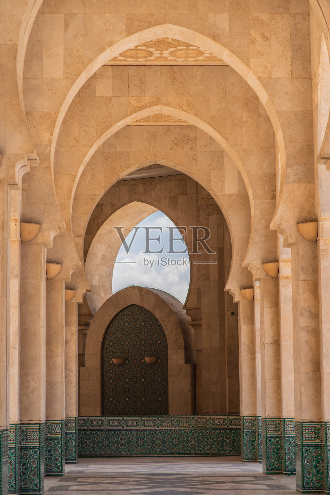 哈桑二世清真寺走廊照片摄影图片