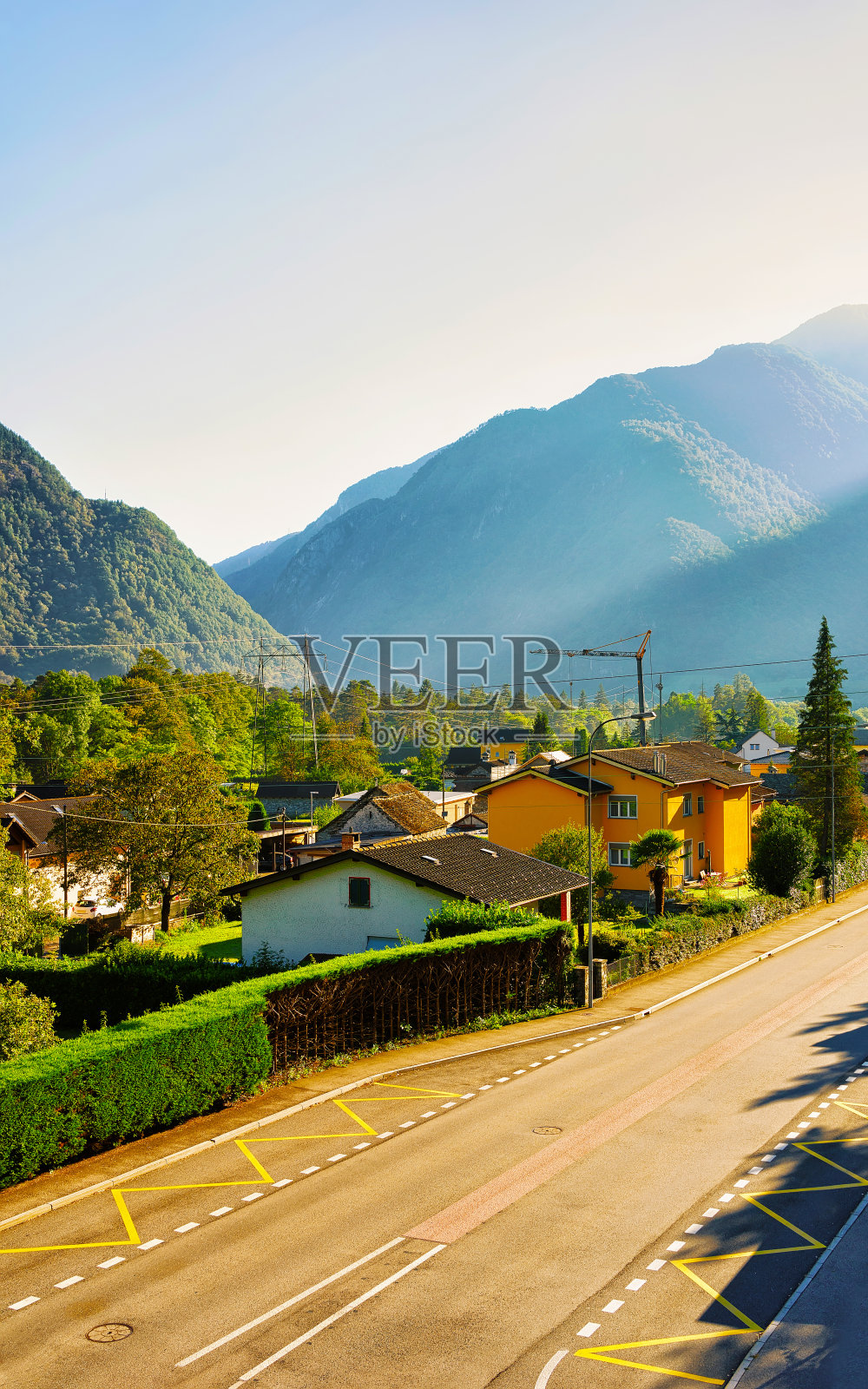 瑞士提契诺的Aurigeno车道照片摄影图片