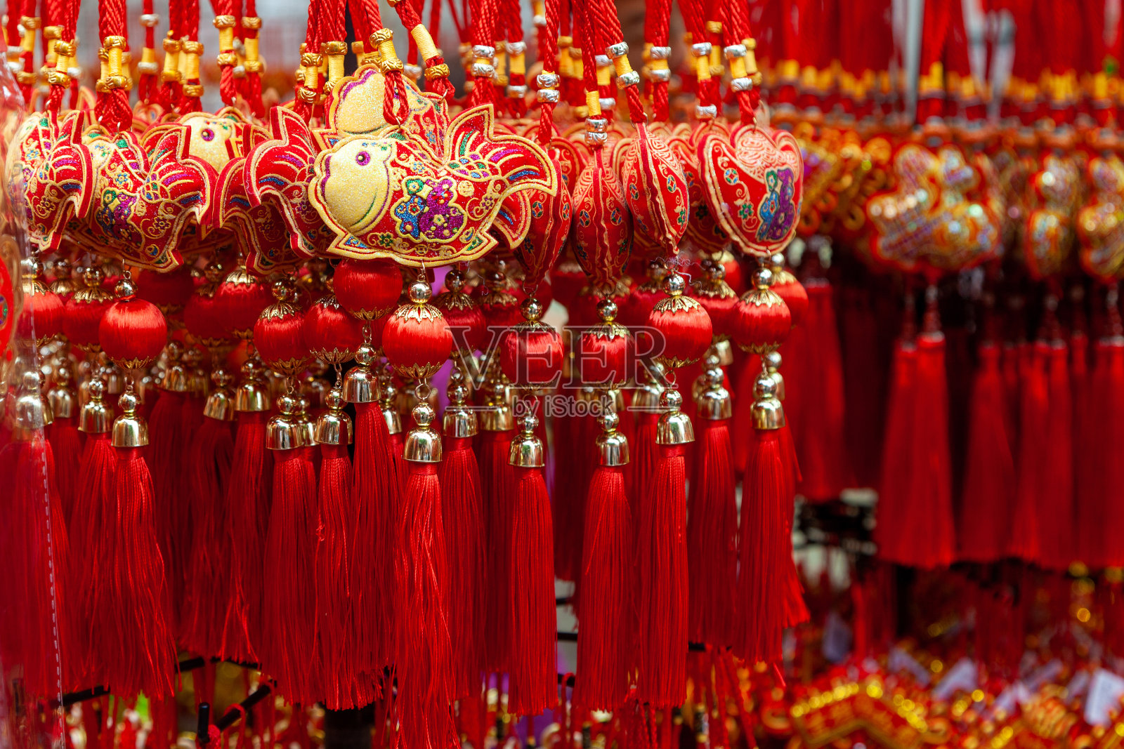 唐人街的中国新年装饰品照片摄影图片