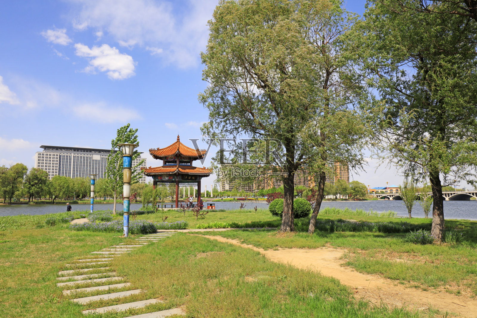 公园里的中国传统亭，滦南，河北，中国照片摄影图片