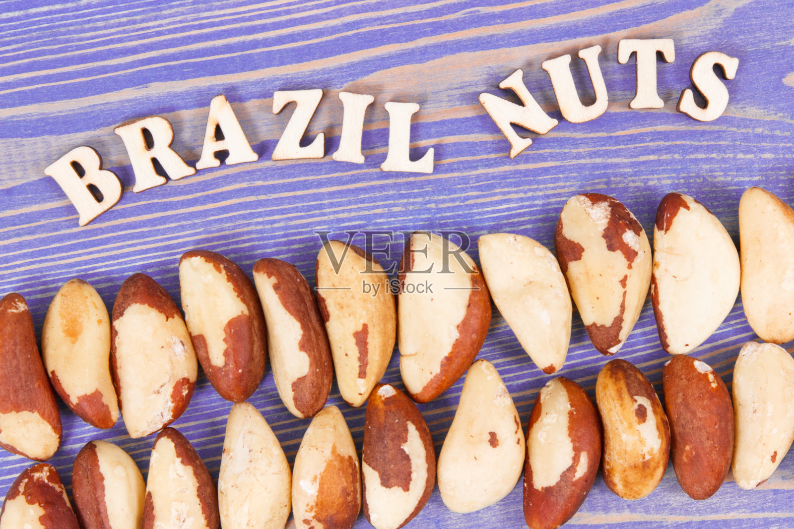 巴西坚果富含天然矿物质和维生素，健康营养照片摄影图片