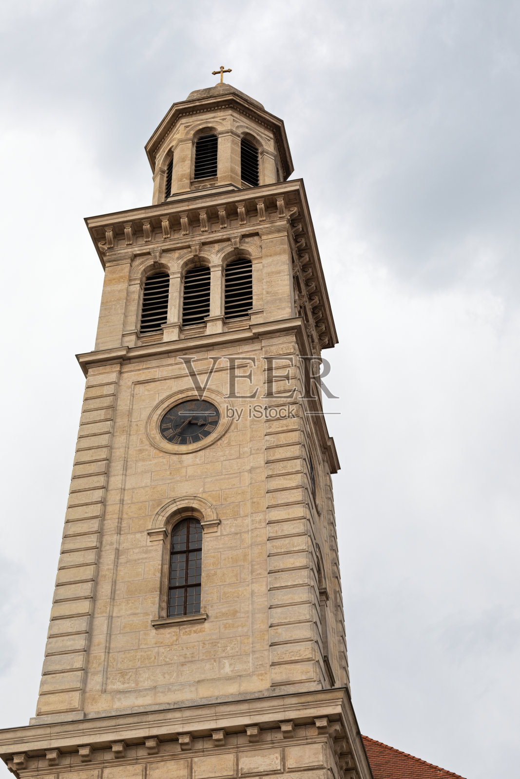 位于匈牙利索普伦的塔照片摄影图片