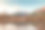 在班夫国家公园的坎莫尔，三姐妹山的岩石山脉反射在弓河的早晨照片摄影图片